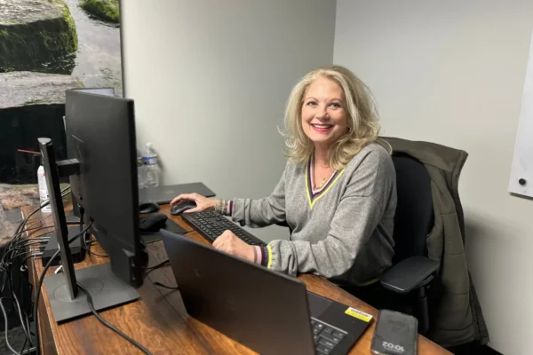 Customer-Support (1) Customer-Support (1)